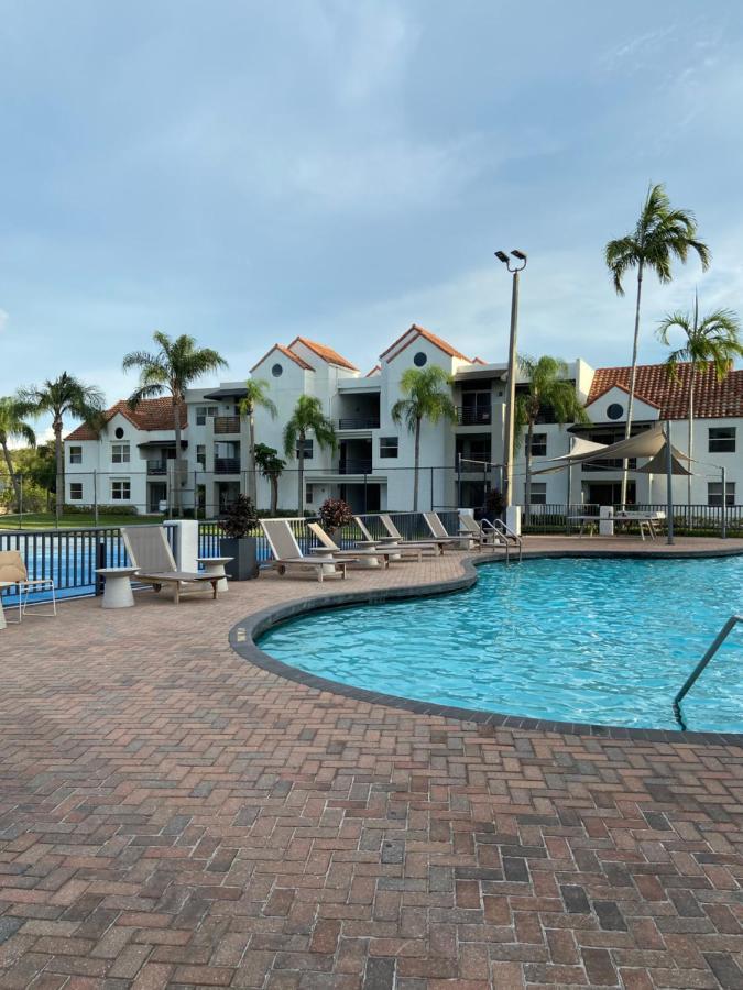 Dharma Home Suites Dania Beach At Sheridan Ocean Club 外观 照片