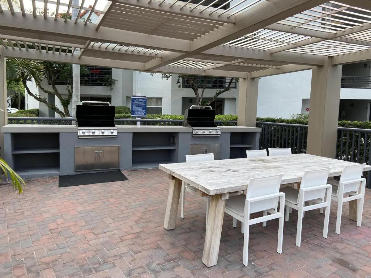 Dharma Home Suites Dania Beach At Sheridan Ocean Club 外观 照片